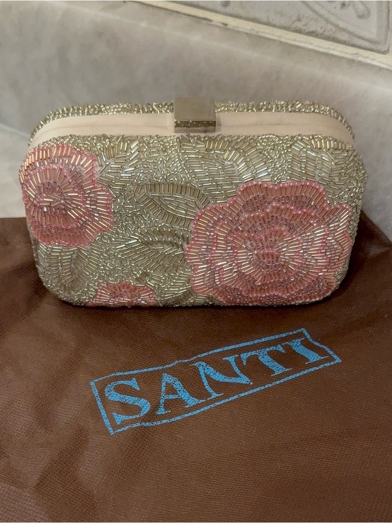 Santi Handbags - Santi Beaded Floral Clutch in Silver & Pink — NWT 🌸✨